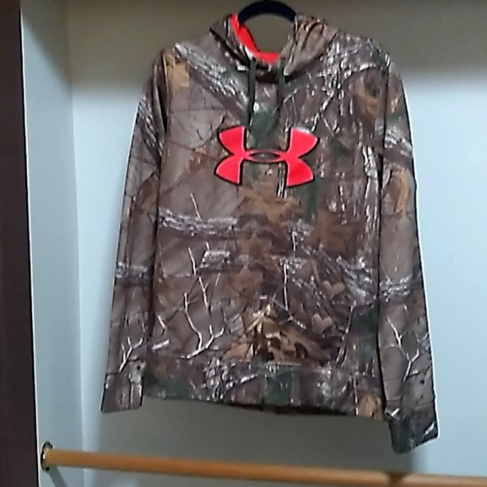 Women's hoodie